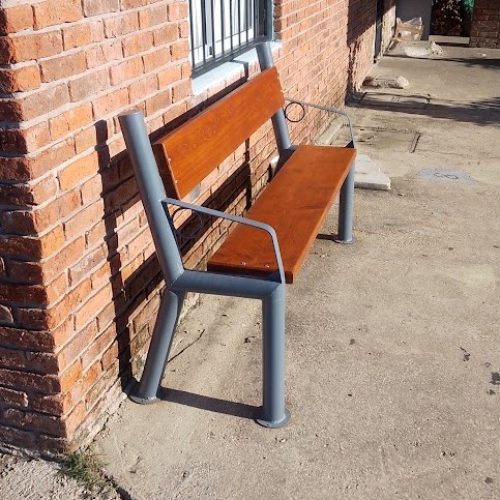 Carpinteria la polilla - Empresas instituciones 11